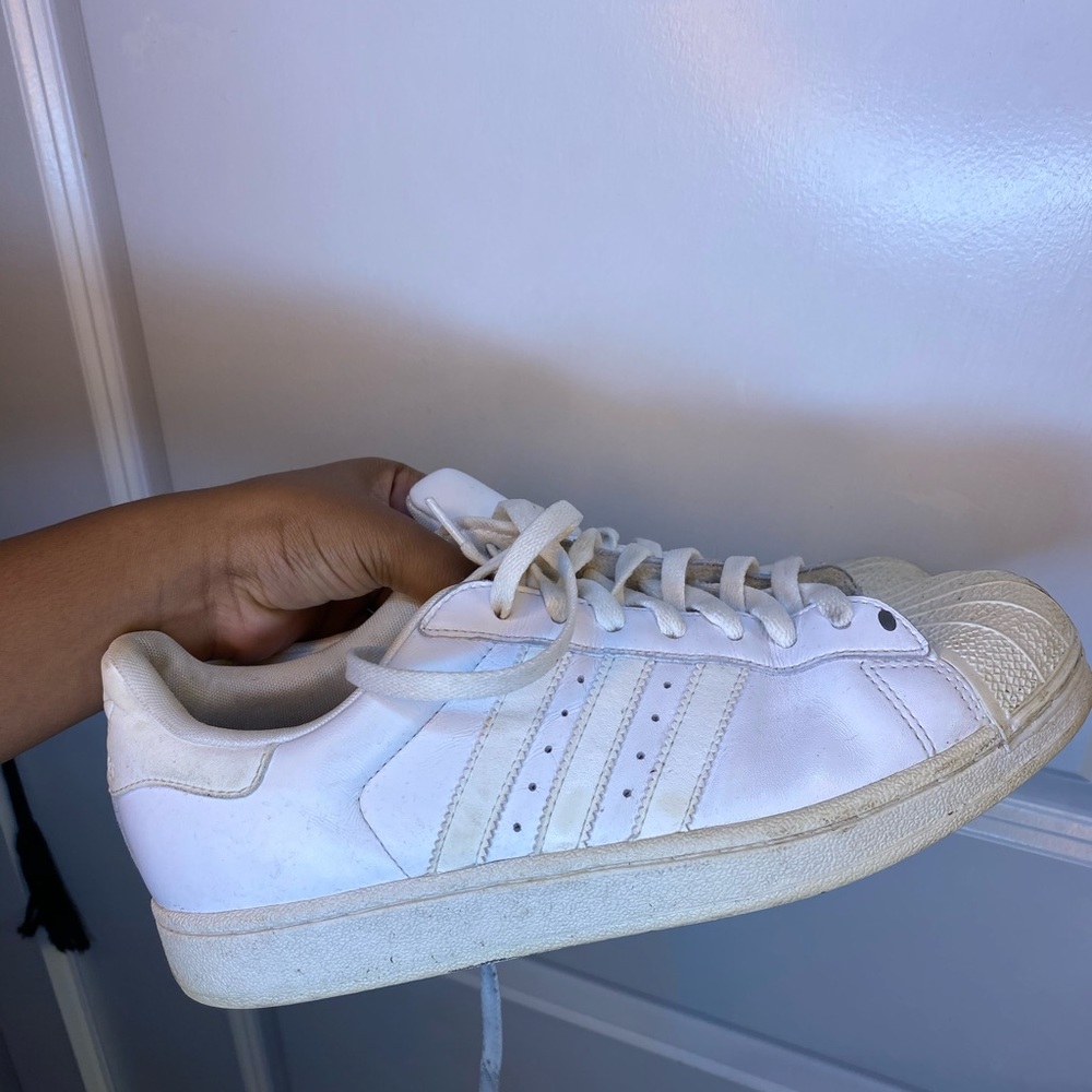 white shelltoe adidas